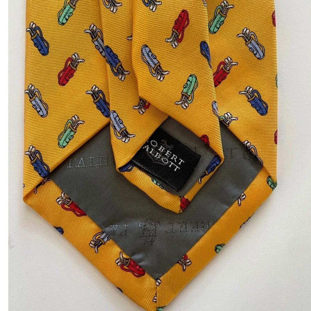 Robert Talbott Mens Yellow Silk Golf Bag Pattern Handsewn Necktie Sporty Classic